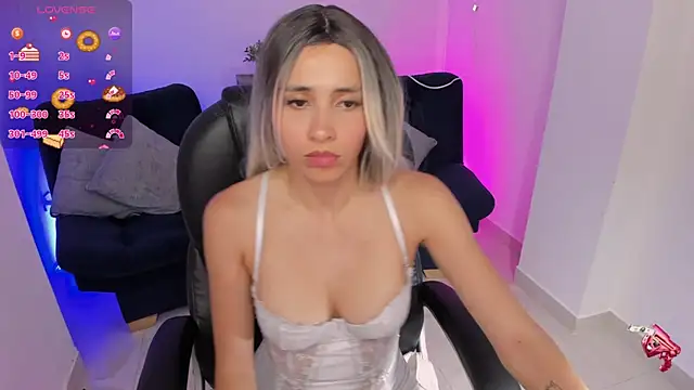 emilly_smith_1 Chat XXX live