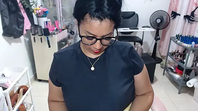 Chatroom XXX en direct de titsbiglovers