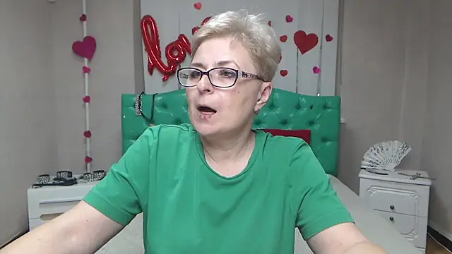 Chat XXX en directo de EmiliaGree