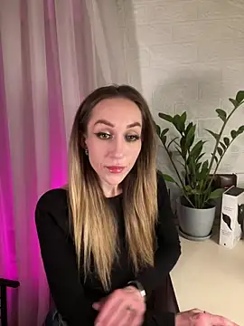 دردشة AnesaKis الجنسية المباشرة