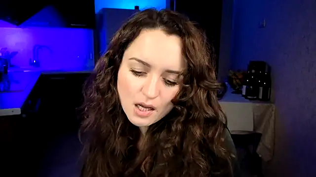 Cerann1 Chat XXX in diretta