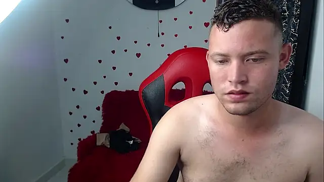 sven_fox723: διαδικτυακό σόου στην κάμερα