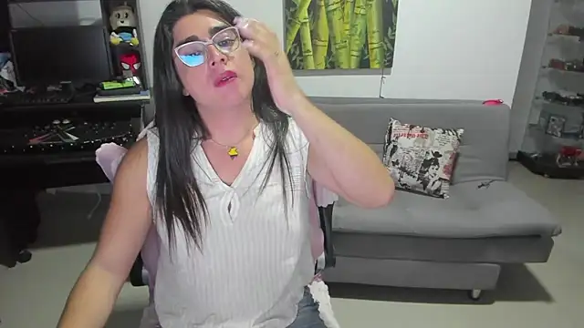 Khalifa_Gold – Live XXX-chat