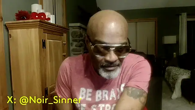 แชท XXX สดของ sinnernoir