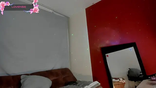 Chatroom XXX en direct de La_Diabla_111_