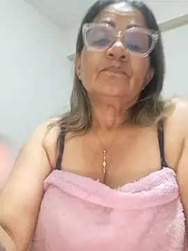 Vickyfox_ – Naživo XXX chat