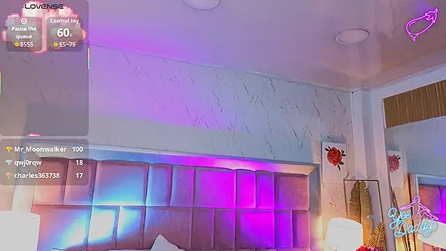 Živý XXX chat AlanaOdison