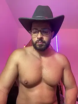 magnumchris Adlı Modelin Canlı XXX Sohbeti