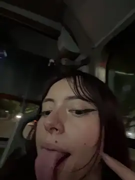 Živý XXX chat RojitasTeaseX_