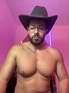 magnumchris Adlı Modelin Canlı XXX Sohbeti