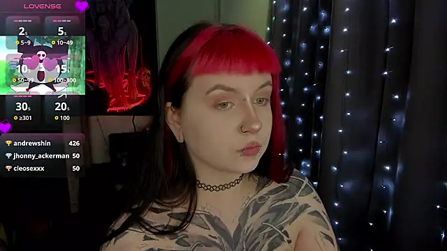 t0riayun0's Live XXX Chat