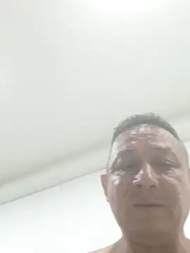 luchoarr Adlı Modelin Canlı XXX Sohbeti