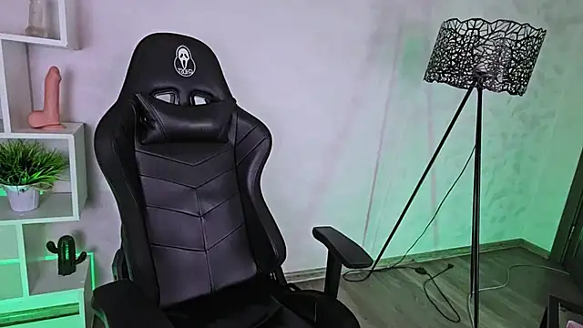 Only___YoursのライブXXXチャット