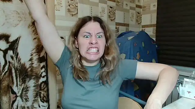 TherestlessKitty live XXX chat