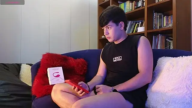 tightncuteass: онлайн-секс-чат