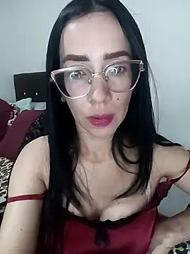 YaraDuartee Chat XXX live
