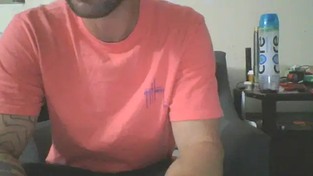 CaptCraker live XXX chat