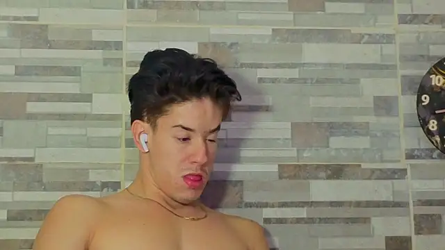 MAX_COOPER1 Webcam Show