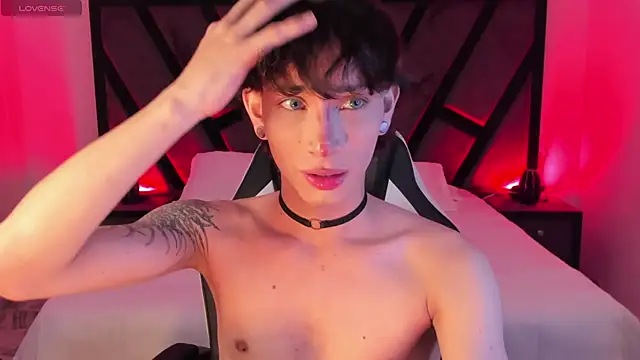 AndyWiilliams: онлайн-секс-чат