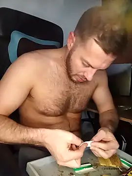 THE_CHEEKY_ALPHA Live XXX Chat