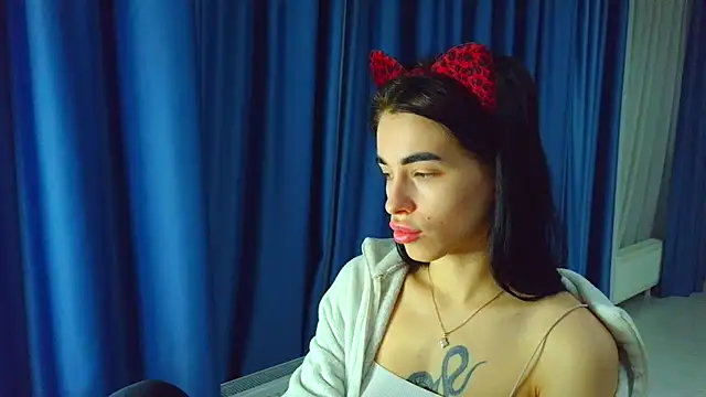 Vlada_Elfie Chat XXX in diretta