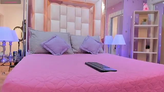 Goldentemptation_ Chat XXX in diretta