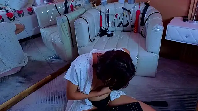 Živý XXX chat EimmyAdams