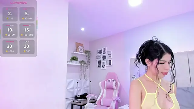 EllaaThorneのライブXXXチャット