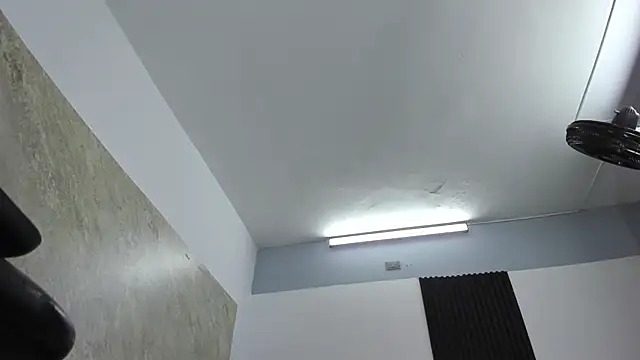 Mick-lollipopn Live XXX chat