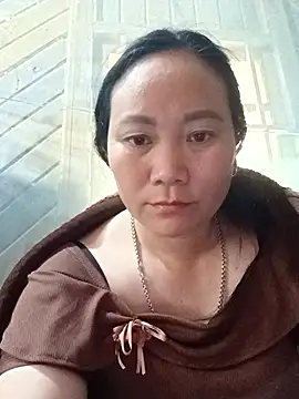 Lindxx-hot Chat XXX in diretta