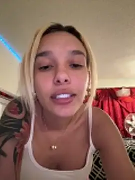 Show de kimberlyReyes_ na webcam