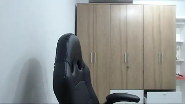 Živý XXX chat RoxanaLove9