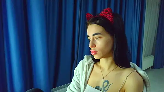 Vlada_ElfieのライブXXXチャット