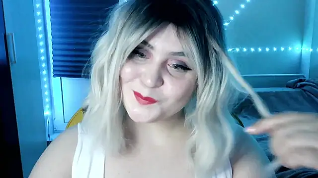 LuloviaのライブXXXチャット