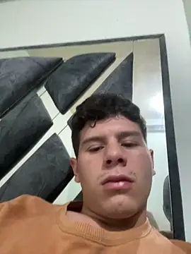 Andy12912's Webcam Show