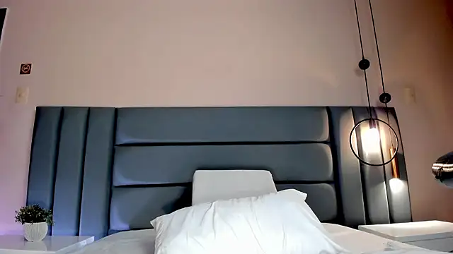 AnnaDenver Live XXX Chat