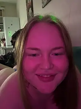 AuroraVale's Webcam Show