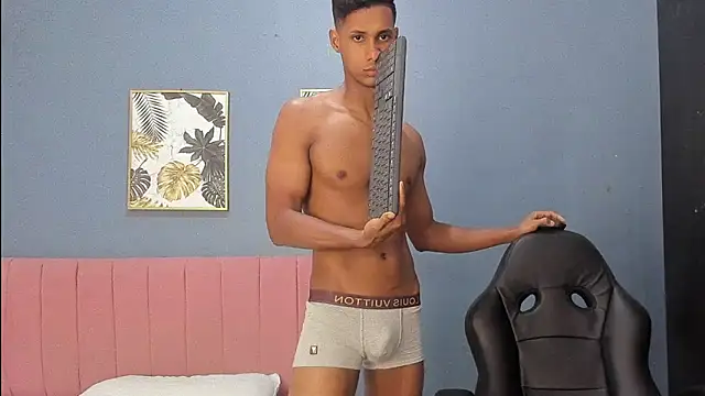 Chat XXX en directo de tom_strong1