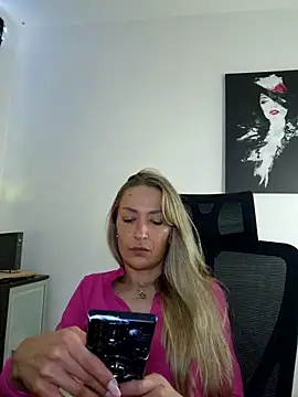 عرض كام -Jeany-