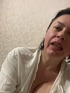 Živý XXX chat Kiramagic