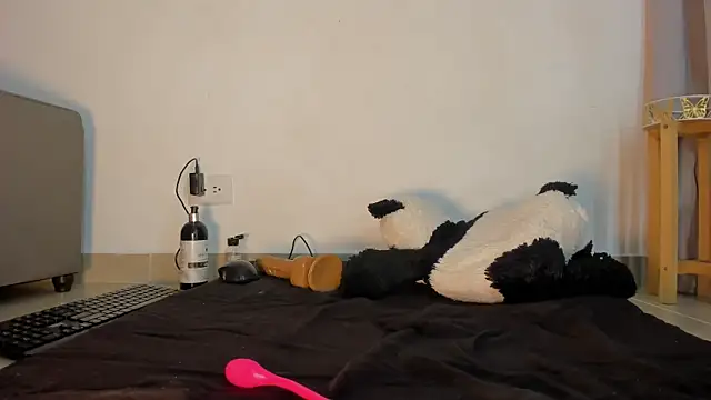 Nanny_11 Live XXX-chat