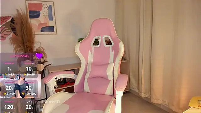 Misslaurenn Chat XXX in diretta