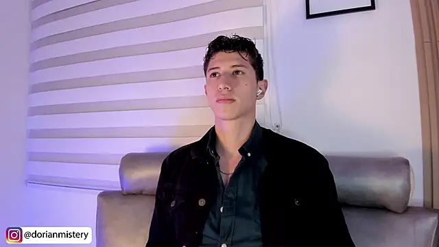 Chat +18 de Dorianmistery2322_ ao vivo