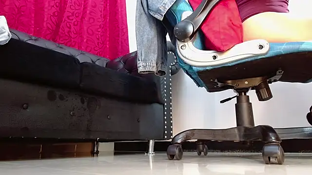 Živý XXX chat Abril_Beltran_