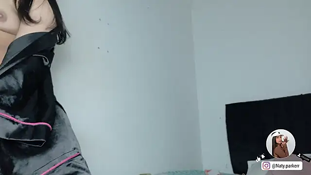 Chat +18 de Natashaparker__ ao vivo