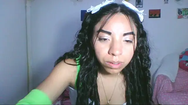 nataliesweet_22's Live XXX Chat