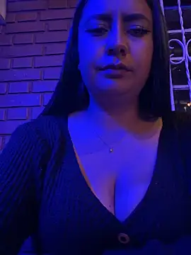 Chatroom XXX en direct de Zara_89