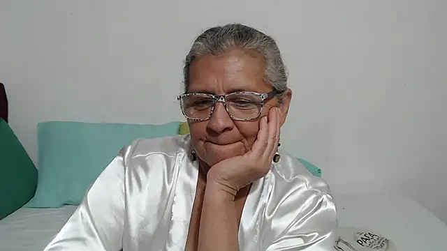 candy_mature_ 现场XXX聊天