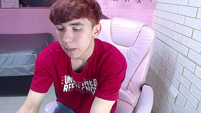 massimoferrera303av Live XXX Chat