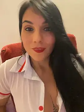 Miaswwe Chat XXX live